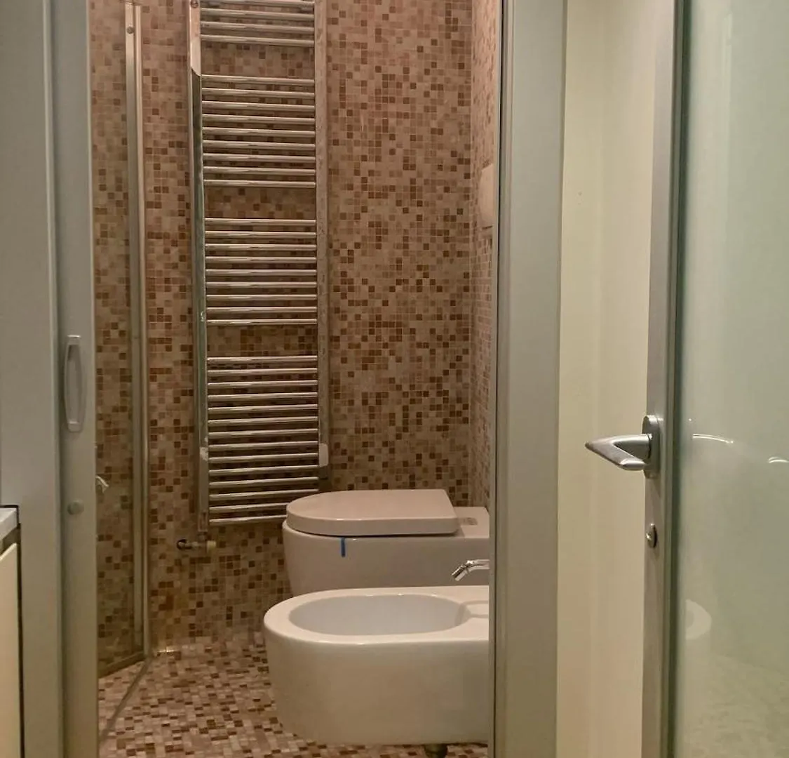 Apartment Duomo 500 Mt - Suite Between Art And Design With Wi-Fi Milan Italy