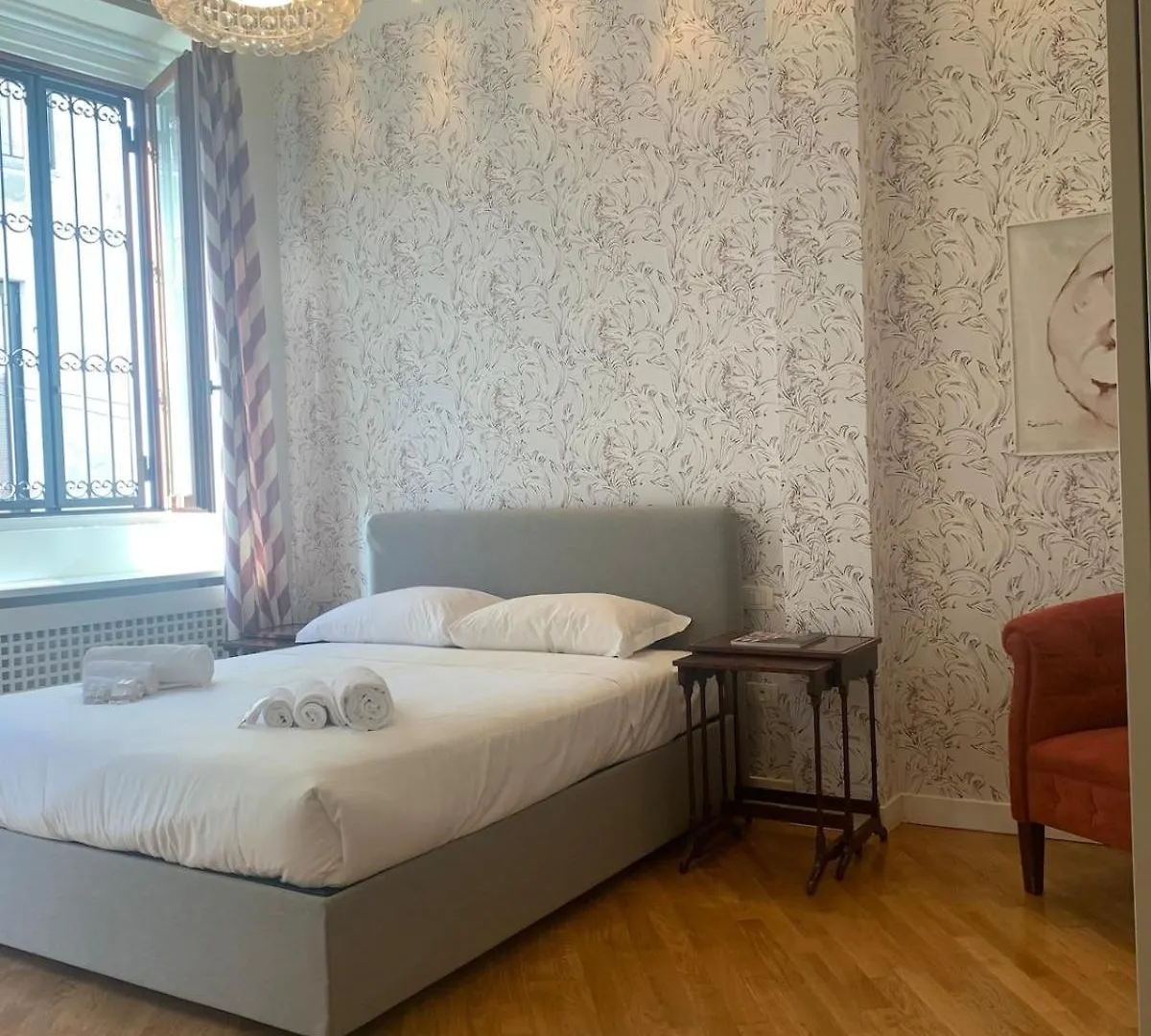 Apartment Duomo 500 Mt - Suite Between Art And Design With Wi-Fi Milan Italy