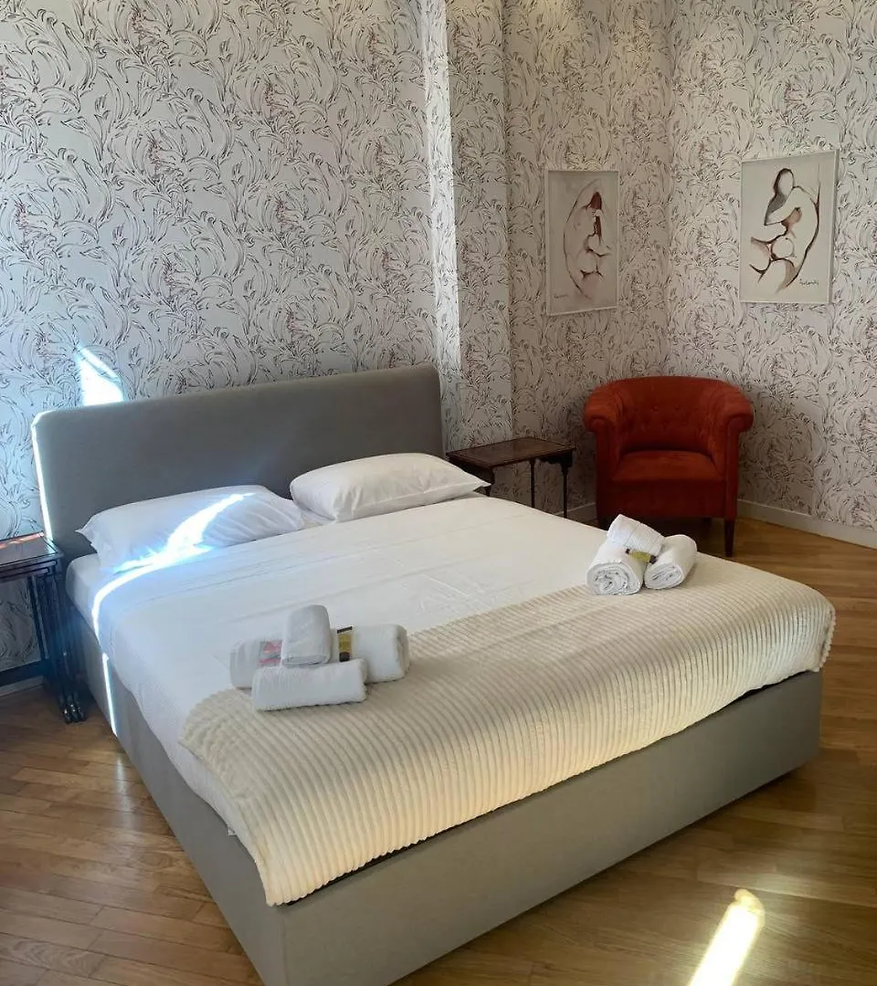 Duomo 500 Mt - Suite Between Art And Design With Wi-Fi contacts